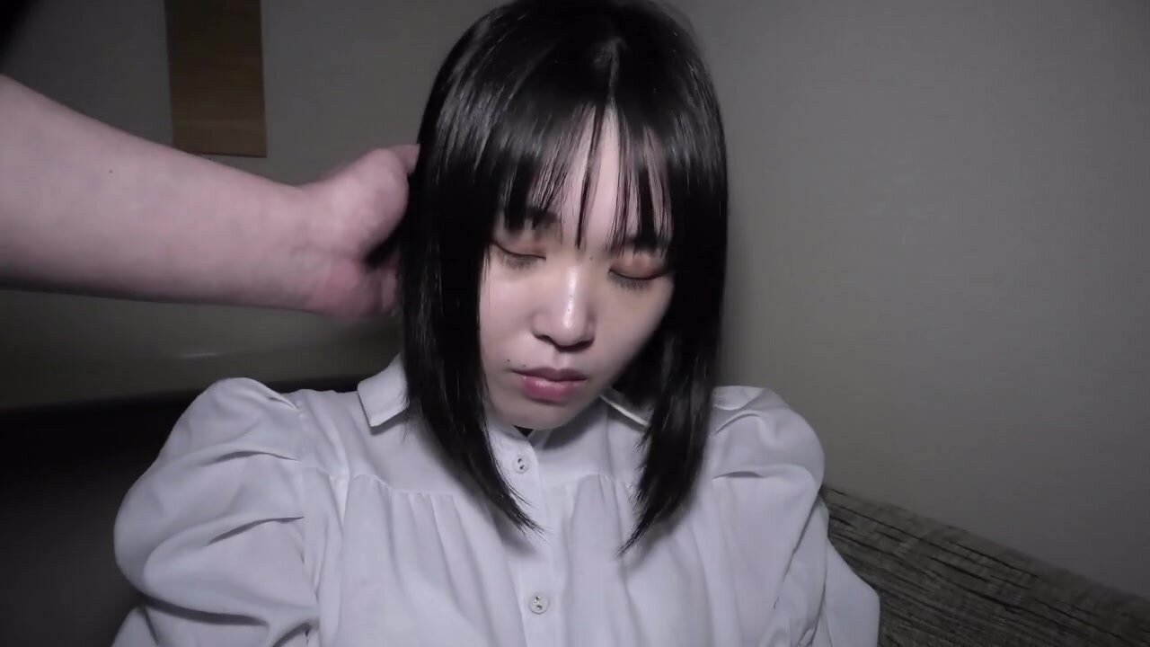 Kurohair-do0sho /U woman! Amateur (18) specializes in blowjob! She sucks and sucks hard and endlessly, and she’s a lewd and dirty girl.