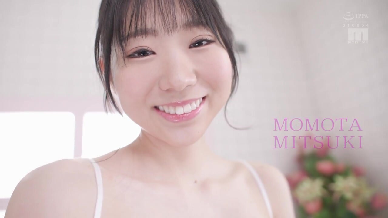 MIDV-831 Millionaire XXX Body Luxury Soapland Where You Can Enjoy A 100 Million Yen Body Mitsuki Momota (Blu-ray Disc)