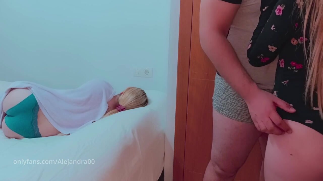 Alejandramoviess - Blowjob to My Sister's Boyfriend