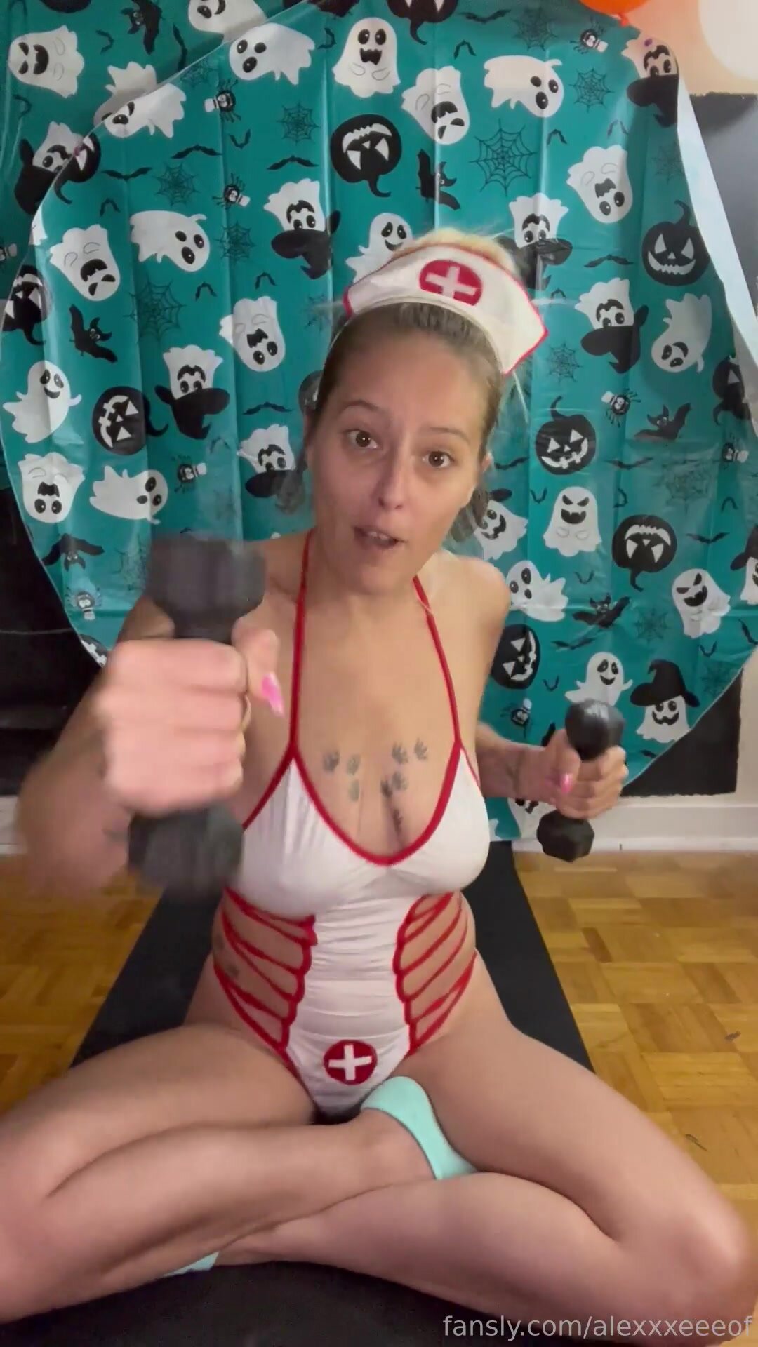 Fansly - @Alexxxeeeof - Nurse workout ! I have so much anger in me rn Come back tonight for the porn