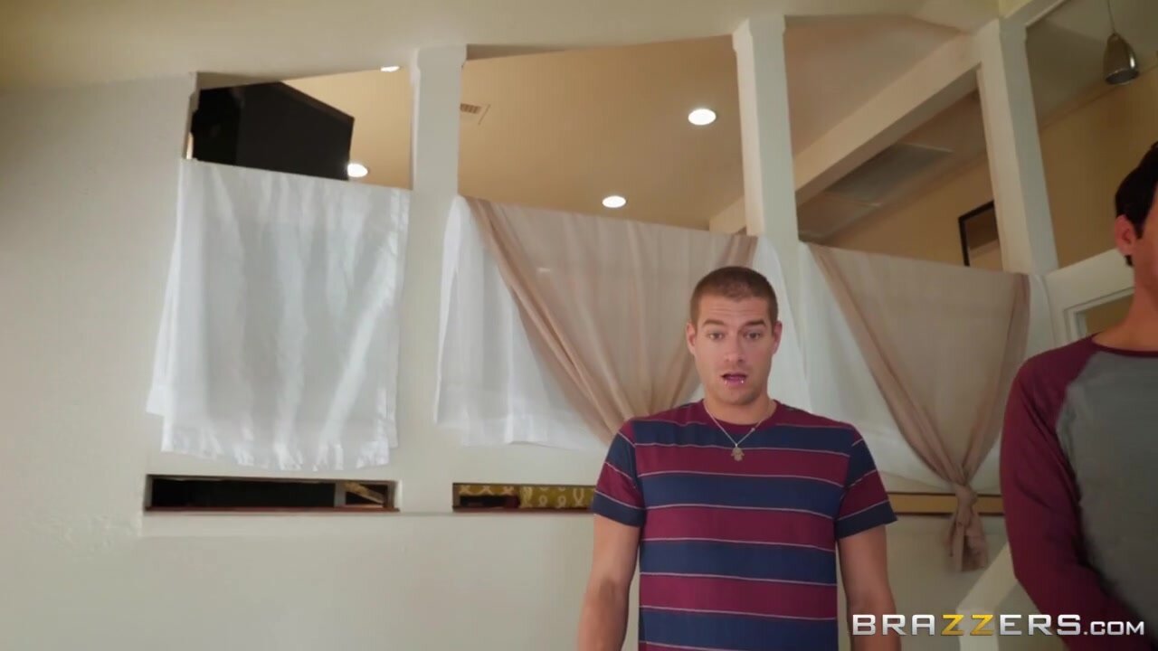 Gia Derza - Cheeky Cheerleader