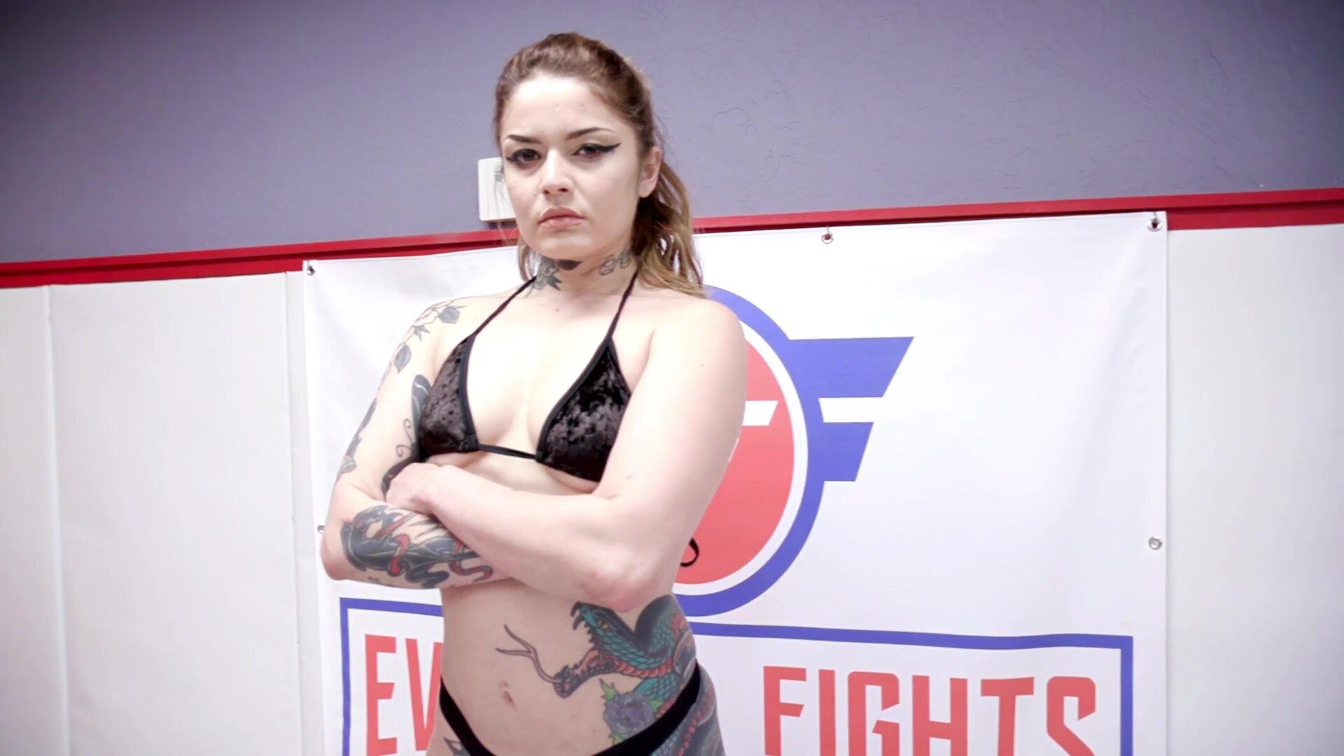 EvolvedFightsLez - Nadia White Vs Vanessa Vega