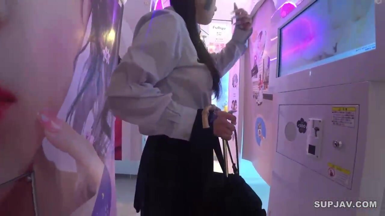 Sakura-chan, 19 years old, in a real school uniform with real tits, from petit exposure play of erotic Purikura shooting, to inducing ovulation that lasts until impregnation, to porn shooting, no questions asked, gang bang seeding, true Nakadashi fuck (ex