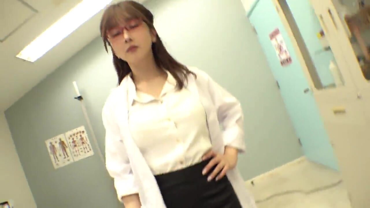 MOOR-031 Hibiki Otsuki, The Health Teacher, Devours A Man In An Extraordinary Sexual Encounter