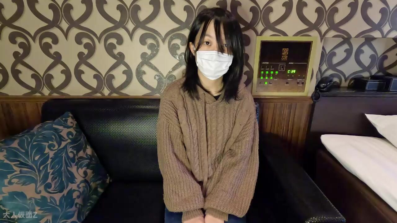 Amateur first time, Hikari (18) 157/45, country girl, naive, she had a naughty body when she took off her clothes, so I cum inside her vagina and penetrated her anus.