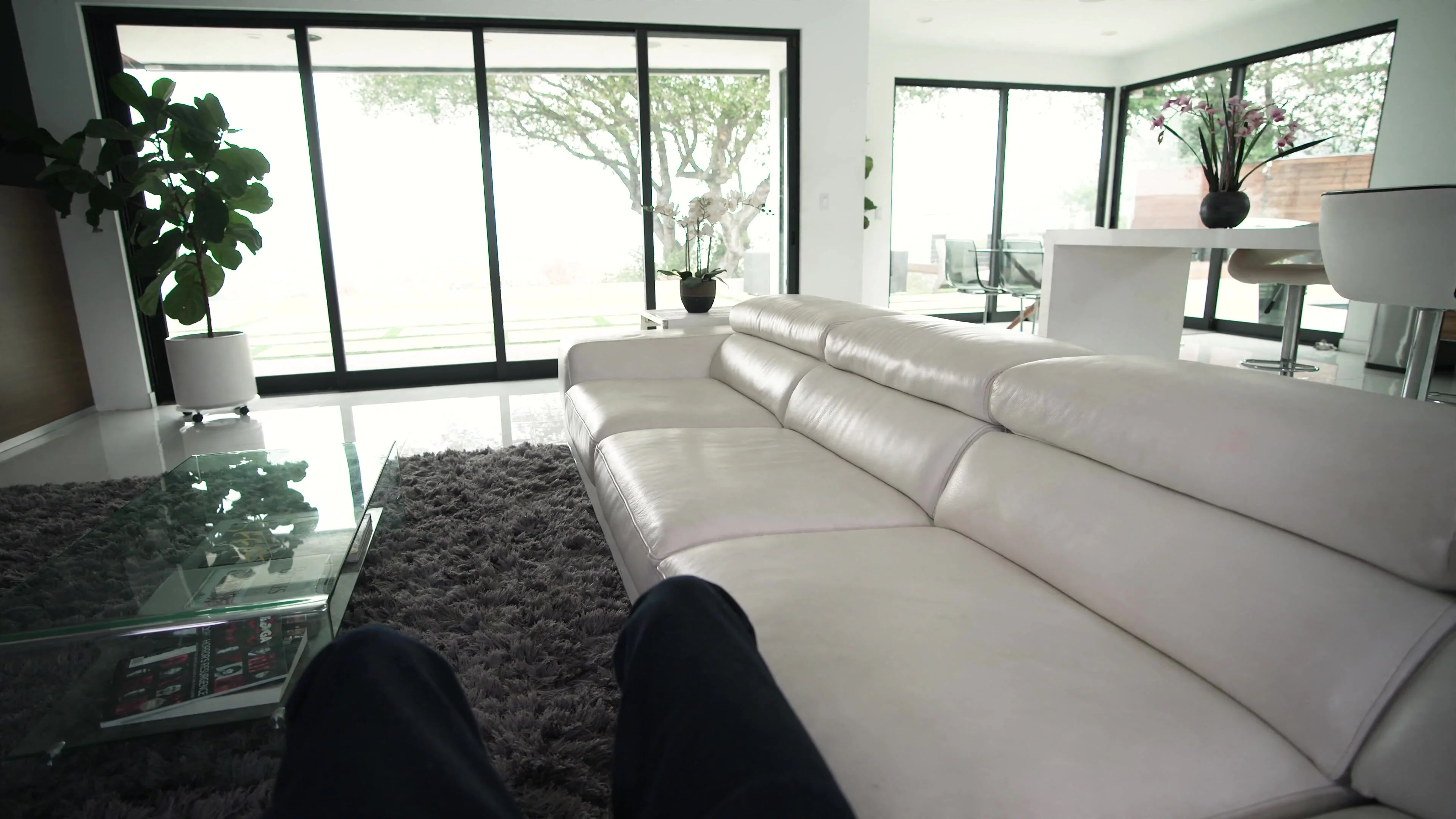 Savannah Bond - Parting Gift in 4K | Porntrex.com be...