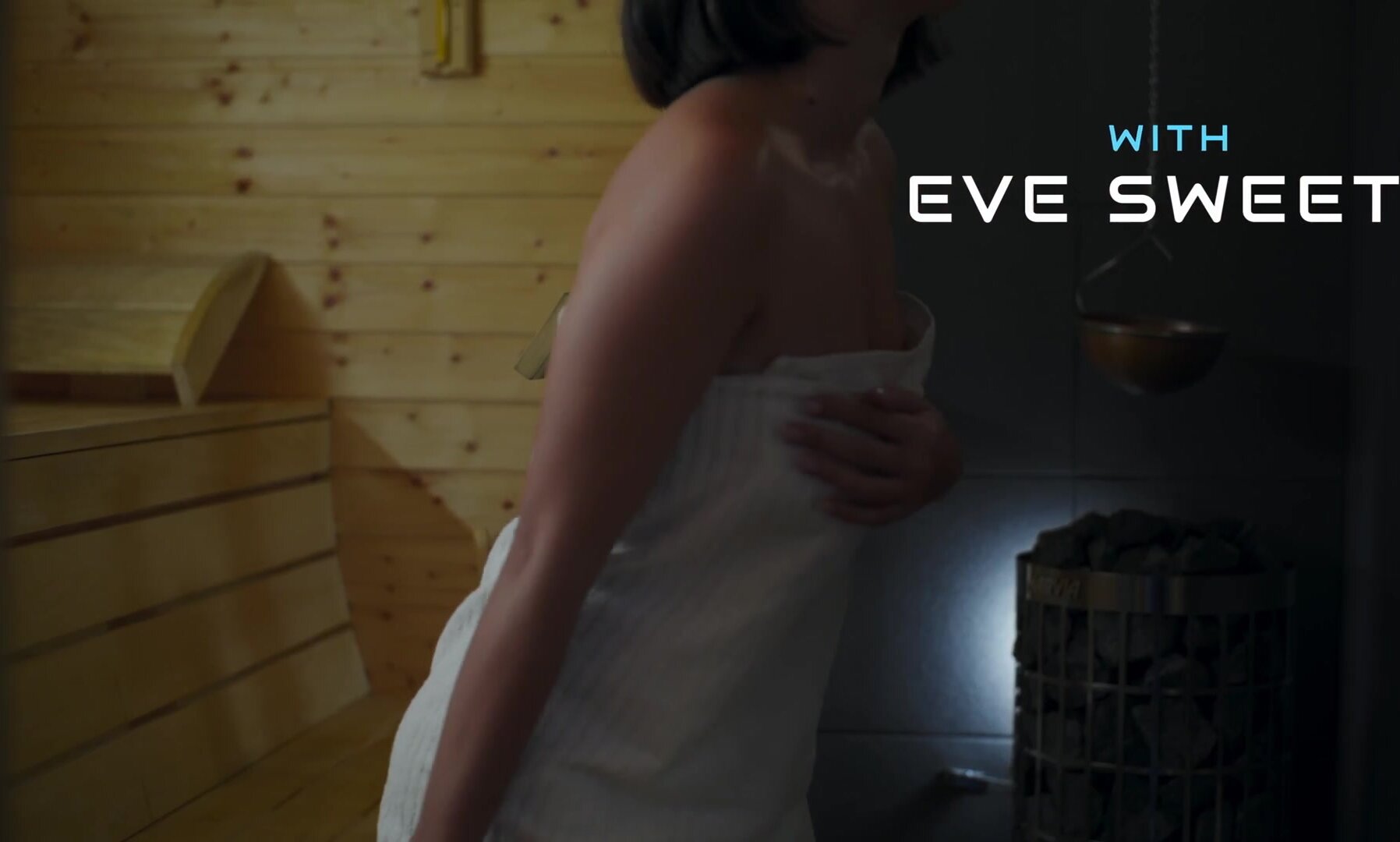 Parasited - Eve Sweet and Josephine Jackson Sauna Surprise