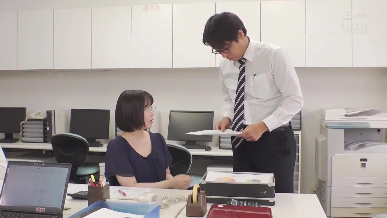 ADN-666 A story about how a man who is engaged to his girlfriend was tied  up by a plain and silent coworker and had a lot of his sperm squeezed out  of him. Tsubaki Sannomiya