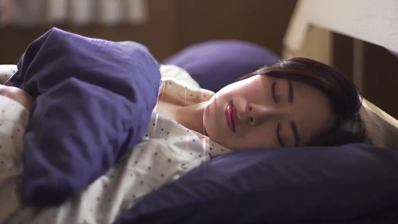 ADN-658 Please forgive me... My brother-in-laws car...