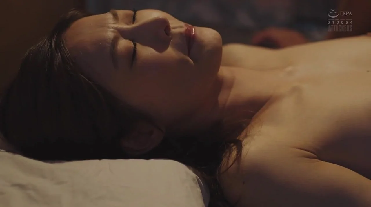 ATID-626 Molester Train I hate it, but just being to...