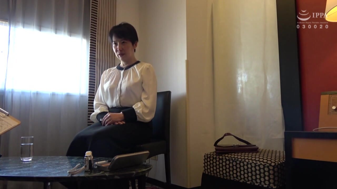 C-2858 Mature Wife Interview POV [36]