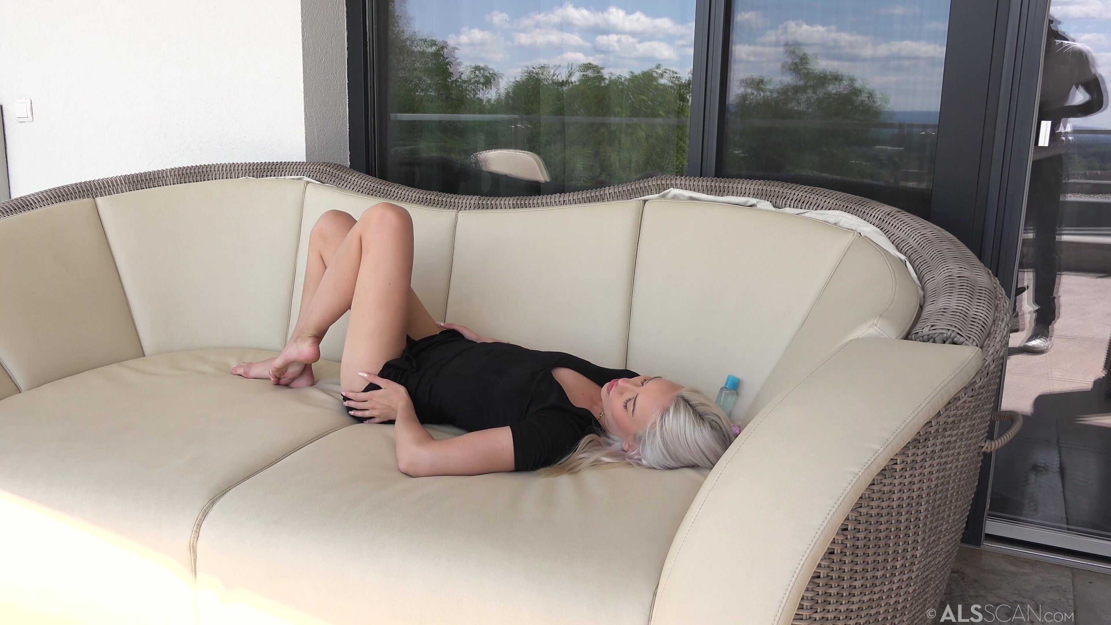 Barbie Brill - Muscle Relaxer in 4K