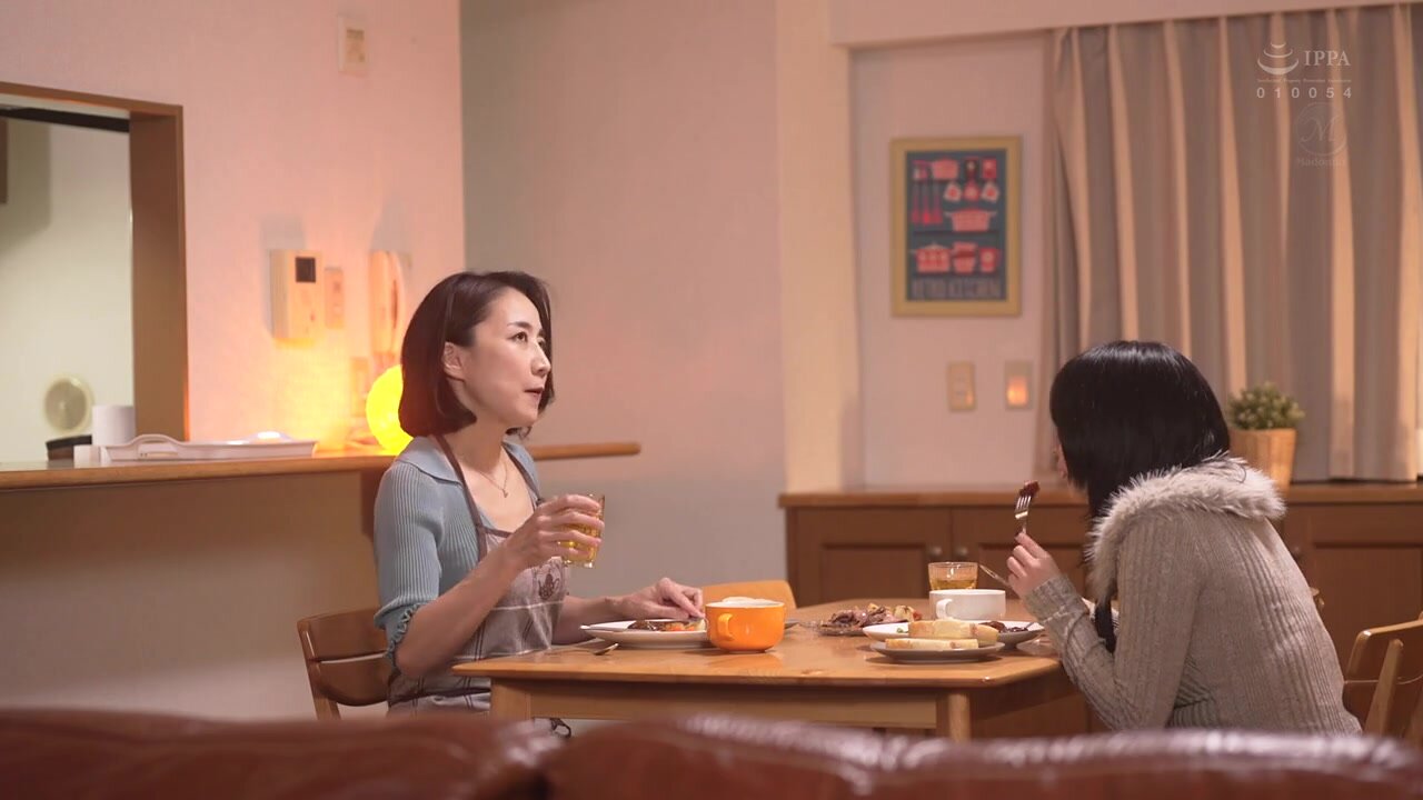 ROE-341 I was immersed in a great convulsive back-arching sex with my beloved daughter's boyfriend. Reiko Seo