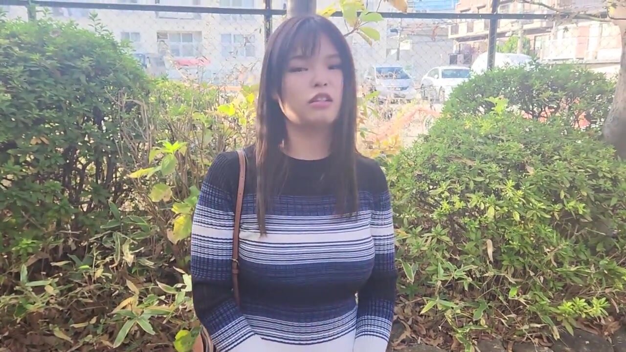 UBUG-001 A plain, petite, baby-faced civil servant reveals a manga-like figure with huge J-cup breasts when she takes off her clothes, and is a dirty pervert who squirts and cums like crazy. Sayo (24 years old)