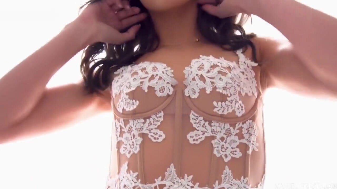Emily Willis - Dirty Talk in HD