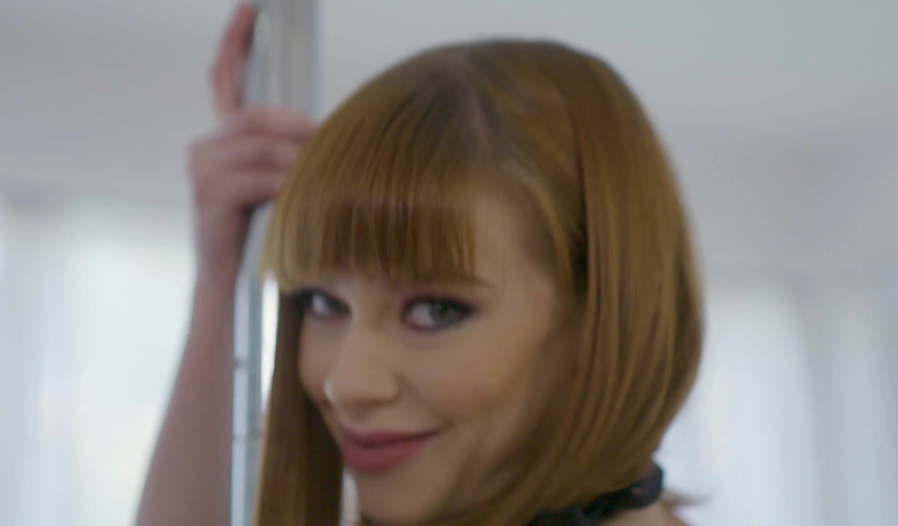 Alexa Nova - Flexible Alexa's Buttfuck Contortion
