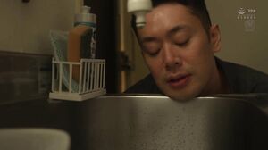 JUR-276 Carried away by her sweet whispers, I became addicted to sex with married women, staying at home with them until I had to repeat a year of college... Yuki Takeuchi