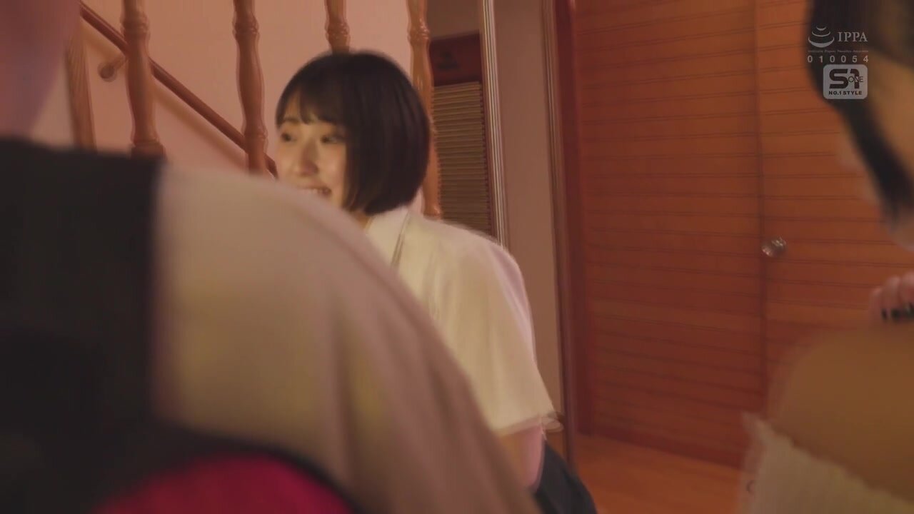 SONE-681 "She's too innocent to do whatever an older man tells her to do!?" I was attracted to my girlfriend's younger sister, so I secretly had sex with her. I'm such a terrible person.