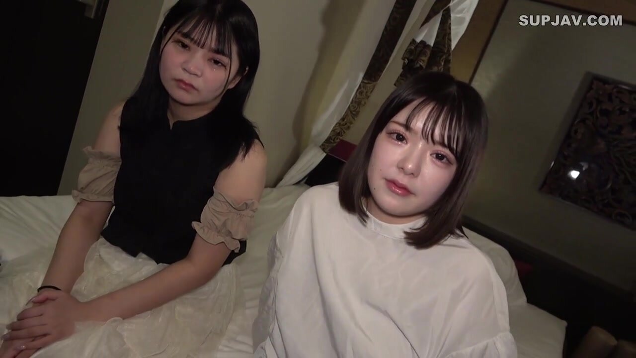 Oil Massage From Two 21-year-old G-cup Girls Do You Want To Put It In? I Can't Resist The Pleasure Of Being Serviced By A Cute Girl And In The End