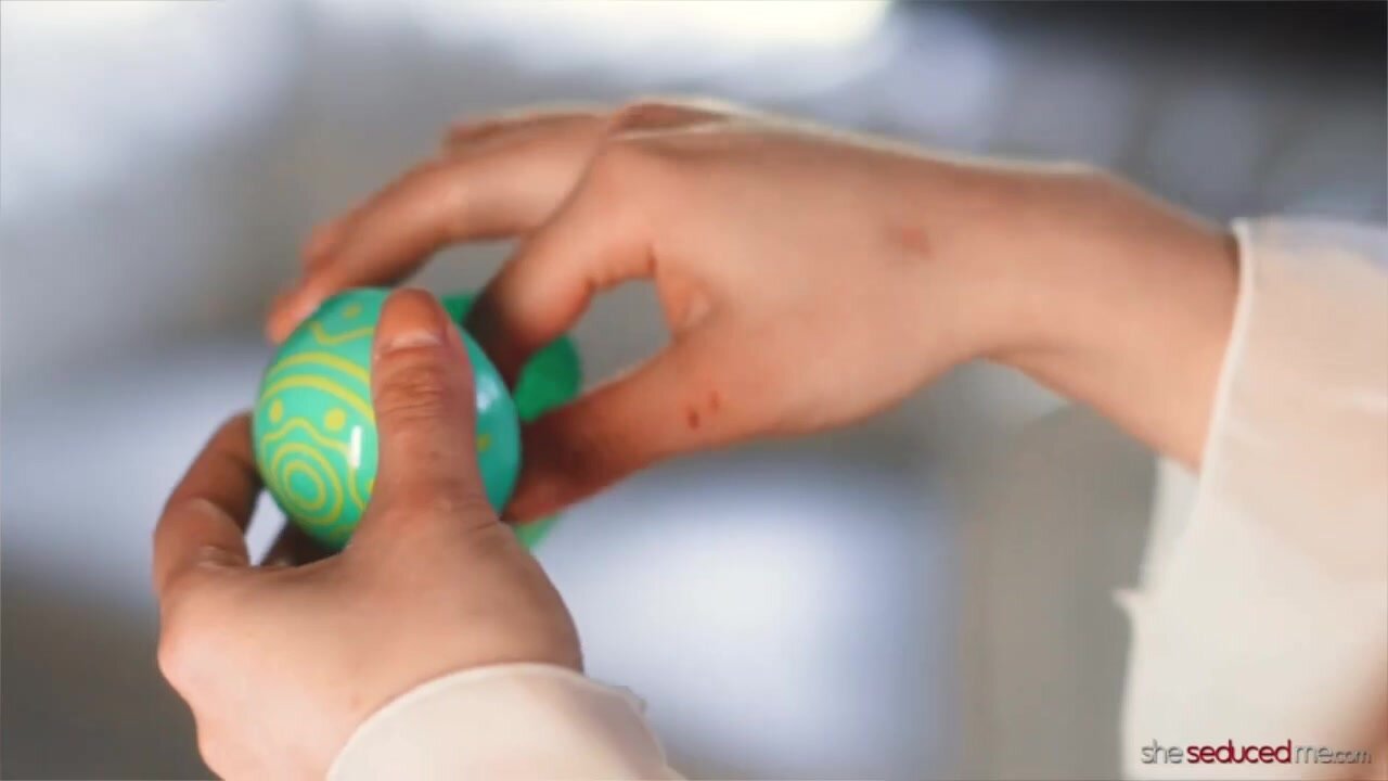 Isabella Nice, Jada Kai - Lesbian Easter Egg Hunt