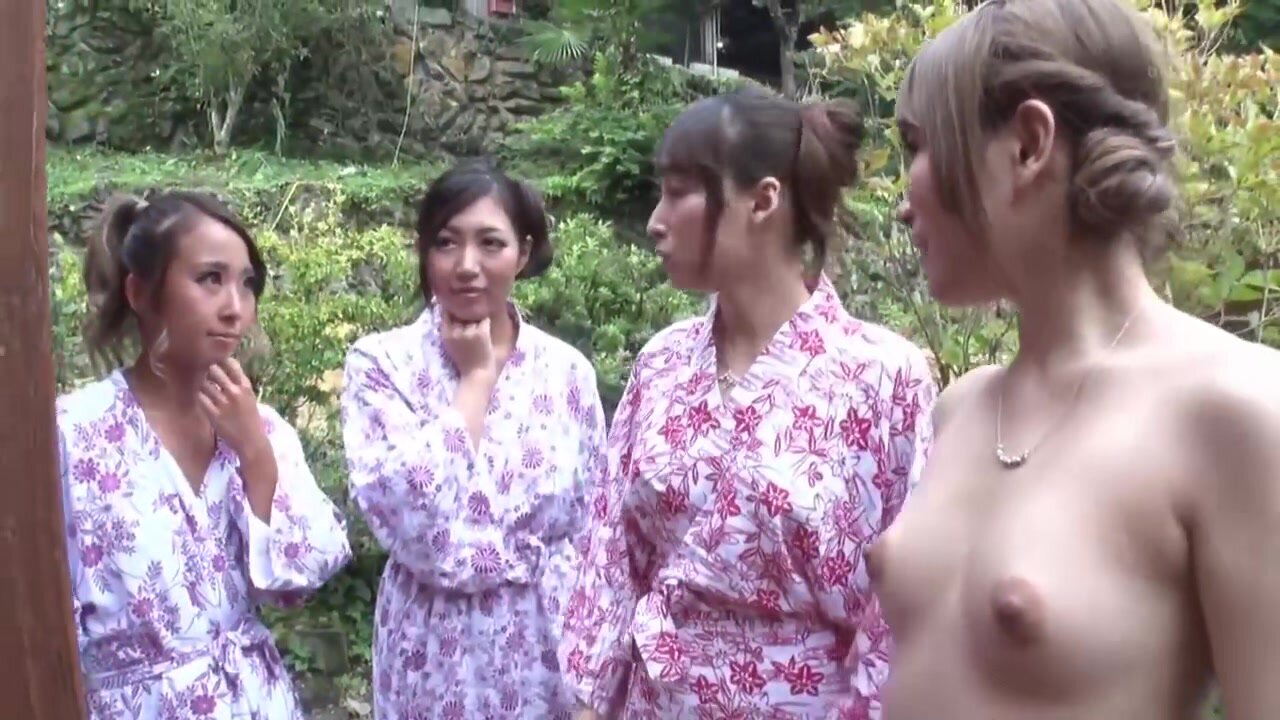 MDB-974 A Dreamlike Development In A Hot Spring Place! !Yukata & Open-air Bath SEX Vest 4 Hours! !