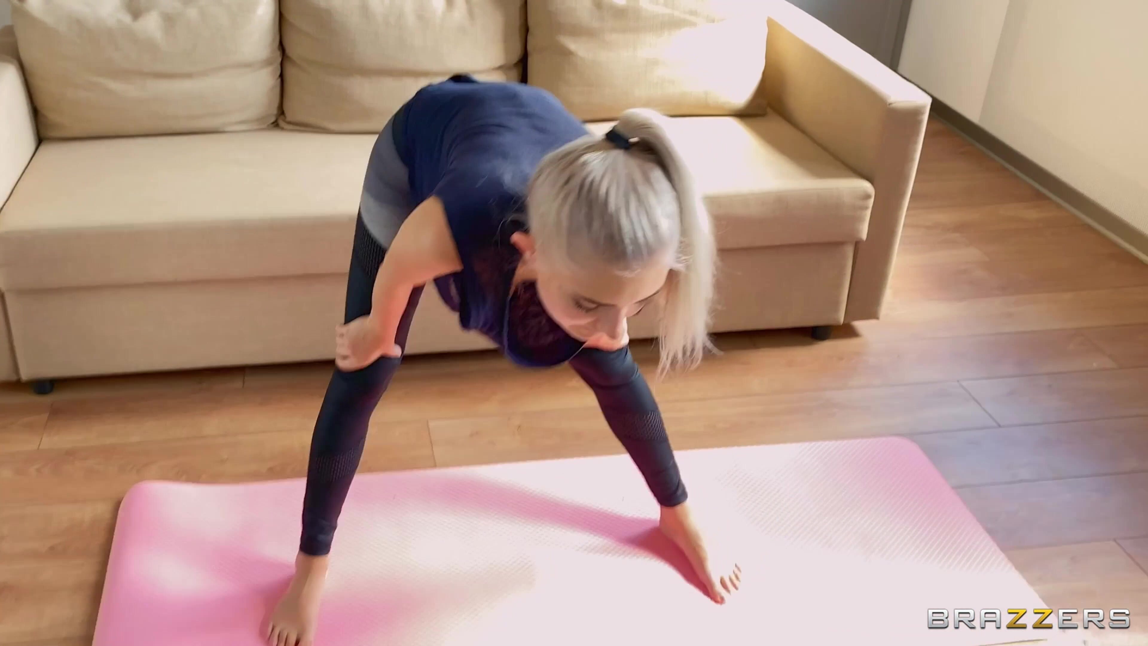 Eva Elfie - Downblouse Yoga With Eva in 4K
