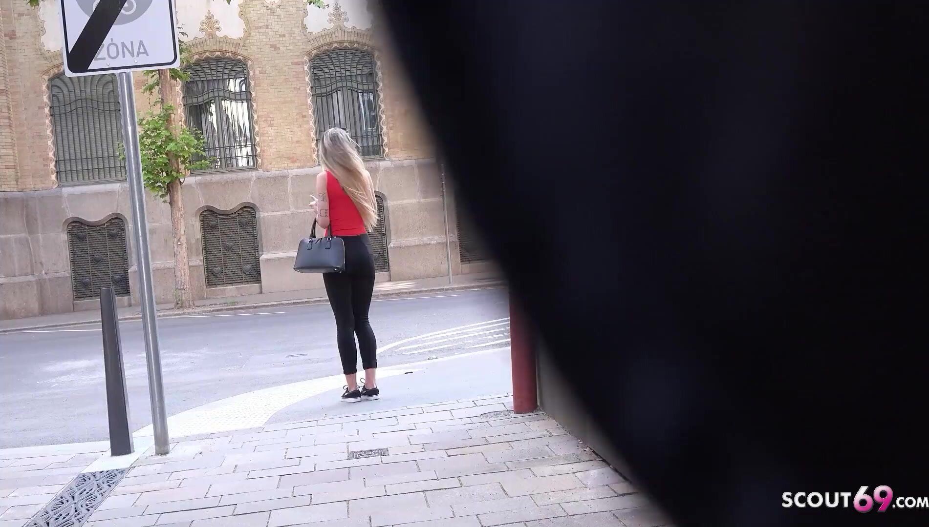 Skinny Fit Elena Lux I Pickup And Raw Fuck I Real Street Casting Sex