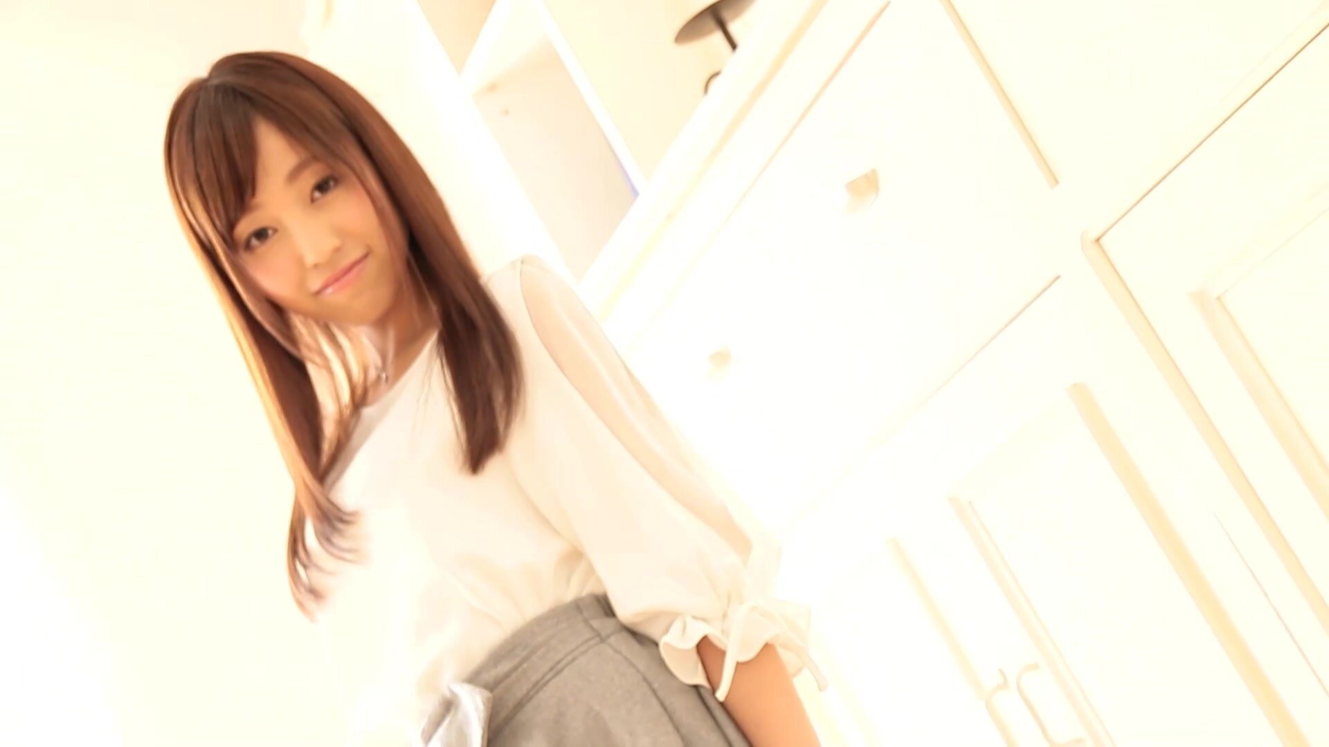 SNIS-916 A Real Life Sexy Costume Non-Nude Erotica Idol In Her First Orgasm! A 4 Fuck First Experiences Special Miyabi Seno
