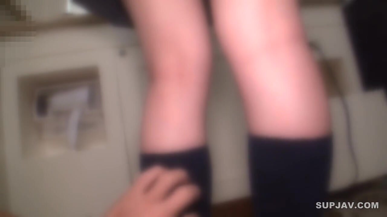 A Beautiful Woman In An S-class Uniform Who Can't Refuse The Cock Of An Old Man Who Can't Control His Perverted Desires - I Creampied Him With The Insemination Piston Without Permission!