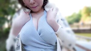 CEMD-676 Himari Kosaka's Humiliating Date With No Bra and Big Breasts 'Flying Fish' Attached - With her I-cup breasts swaying, she 'pisses herself' and climaxes outside...