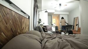 GOHM-002 [GAL HOME] A documentary of three girls who were picked up on social media and invited to a house to drink and chat