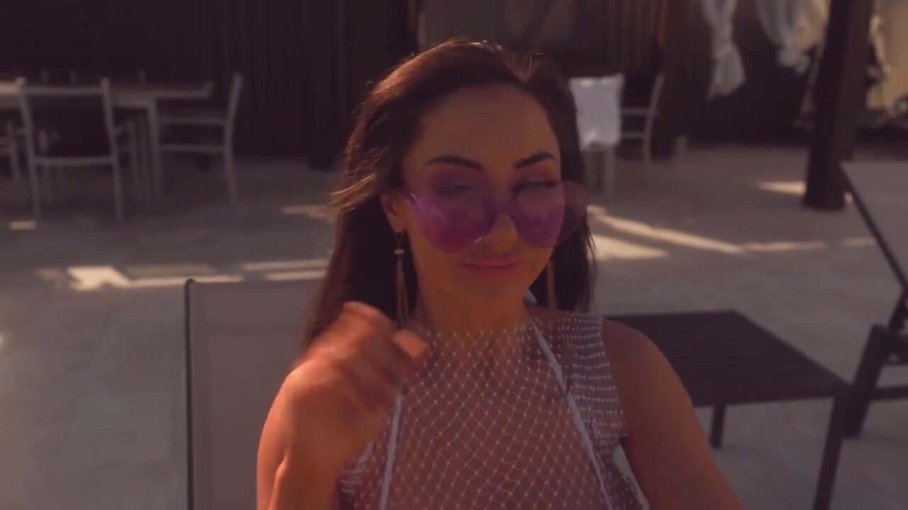 Reya Sunshine - Cheating Wife Fucks Big Dick Pool Boy