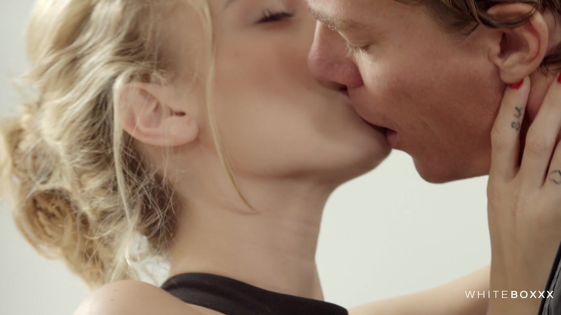Lya Missy- Intimate Connection