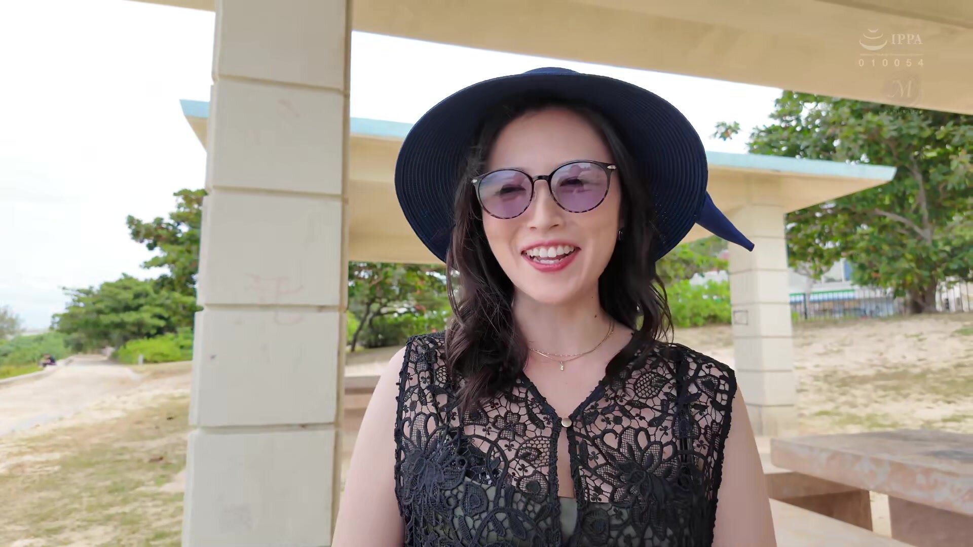 JUQ-680 Celebrating her 4th debut anniversary, her lewd true face. A two-day, one-night creampie trip to the adultery island of desire that exposes Rinko Kinoshita completely