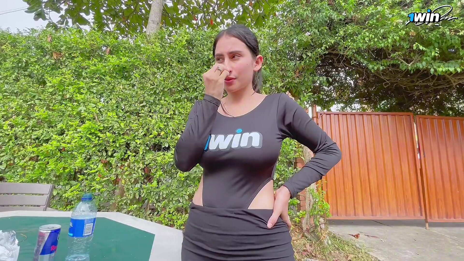 Jenifer Play - Me Follo Un Extraño Que Conocí En Un Parque Público a Cambio De Dinero ???? Jenifer Play