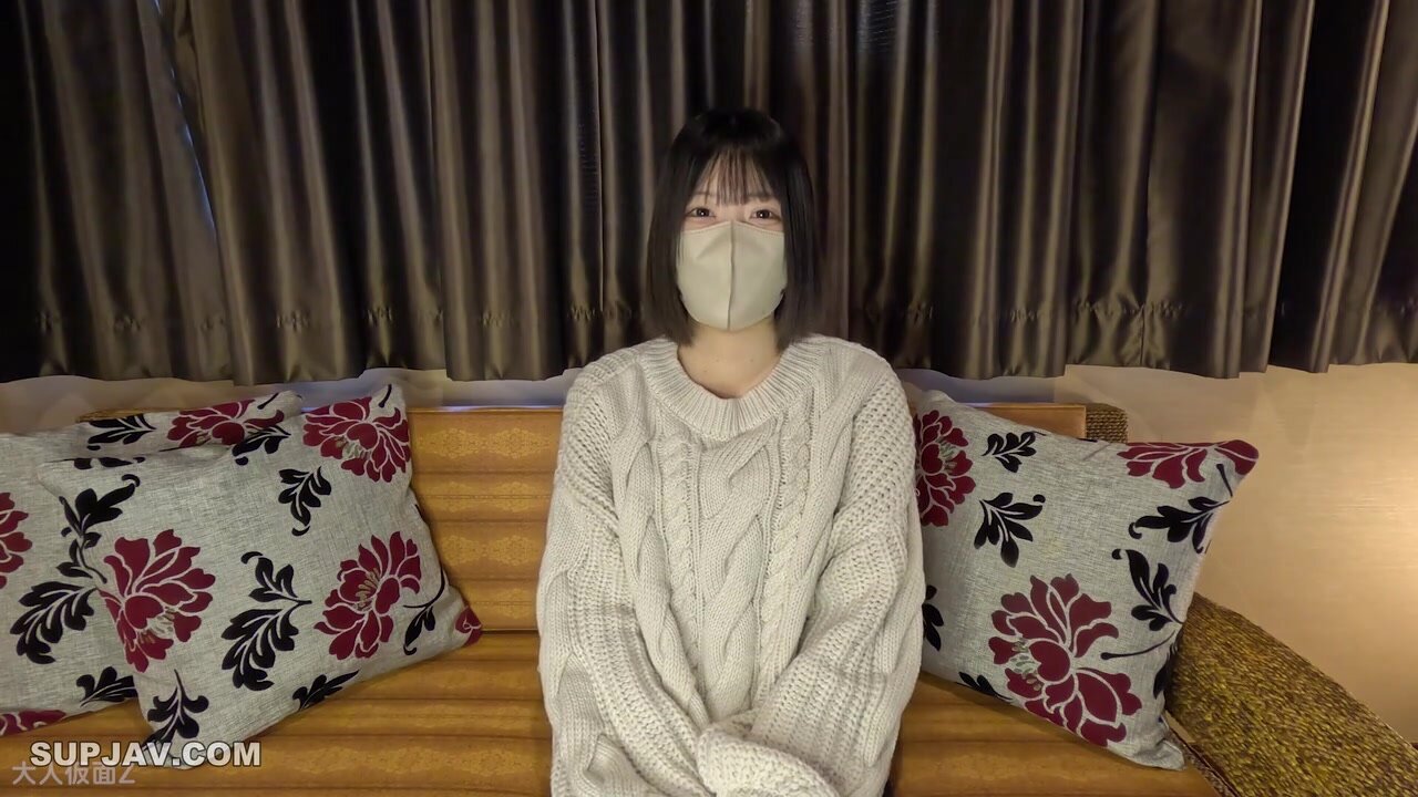 First Time Shoot with 18-Year-Old Nanami! Her Sensitive Body Made Her Cum Repeatedly with Toys and Lube