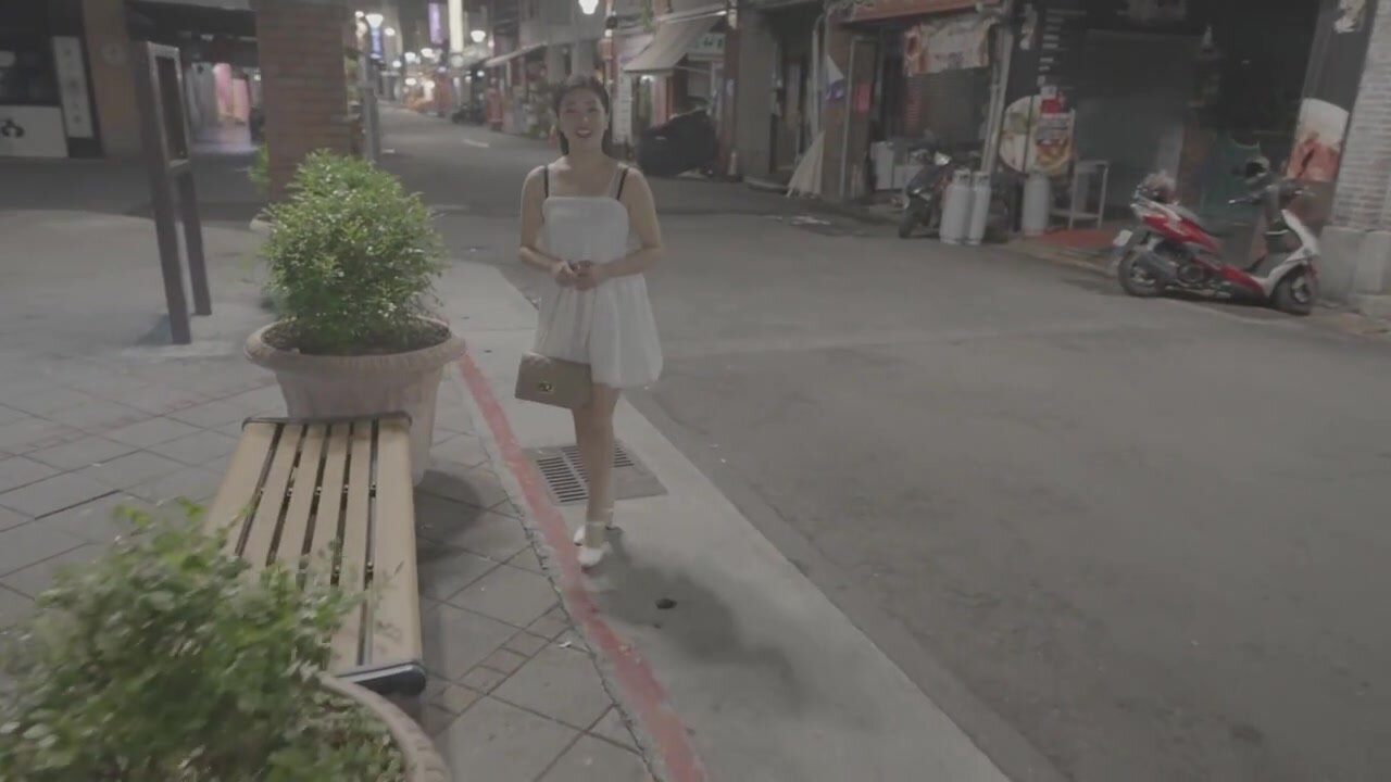TWDM-002 Taipei Pickup Mission! Caught a Super-Masochistic Beauty in a Back Alley – Took Her Home for Instant Raw Fucking!