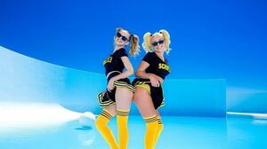 Jillian Janson & Xandra Sixx - Bring It On