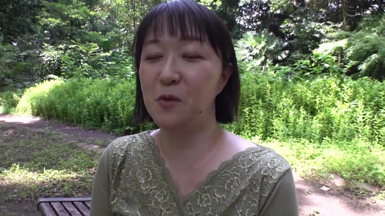 EMTH-191 Insatiable Lust! Meat-Eating Mature Women Craving Creampies – Part 2