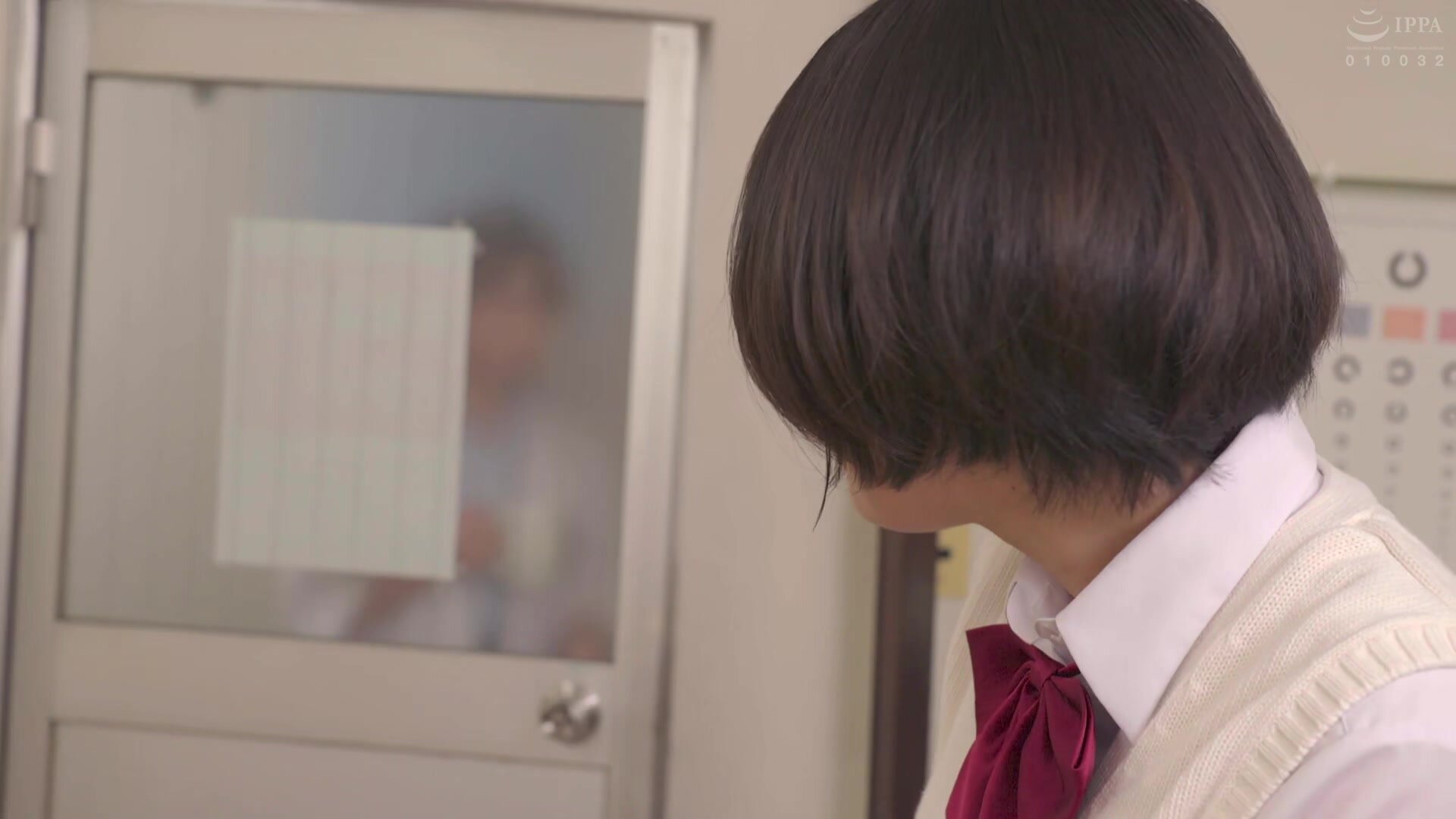 HUNTC-075 Sex education in the health room after school! The health teacher who listens to the sexual concerns of naive female students turns out to be a lewd teacher who flowers his authority! Have sex with male students!