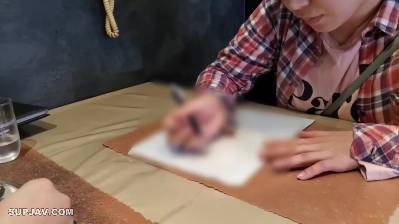 A Young Wife Who Secretly Asked For A Loan Without Telling Her Husband For Money And Had A Large Amount Of Semen Ejaculated Into Her Uterus While Squirting A Lot With A Man Other Than Her Husband.