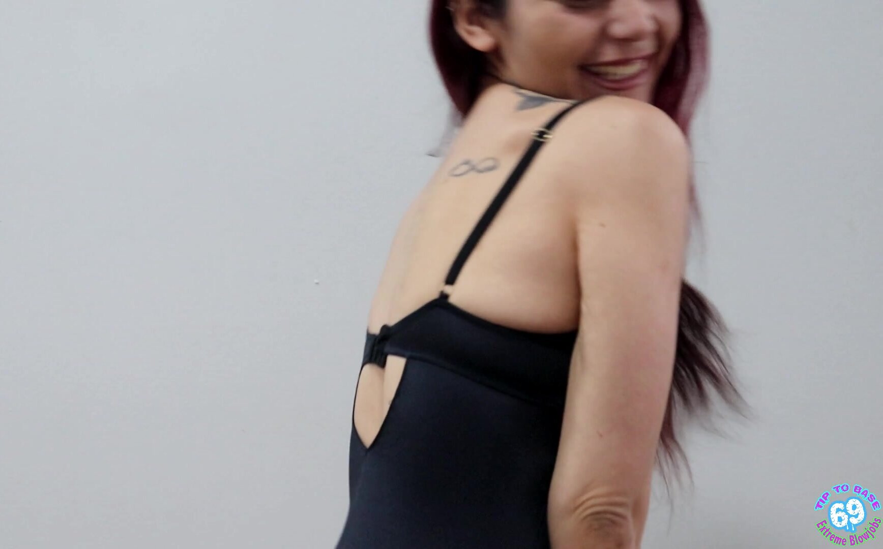 Nikki Lane - the Deepthroat Giggles FULL