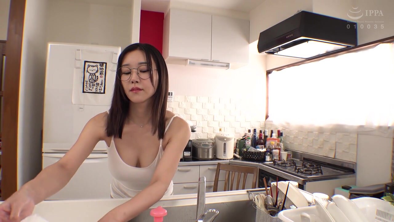 NACR-948 A slutty wife who doesn't drink her husband's sperm but drinks the sperm of her affair partner Honoka Ashina