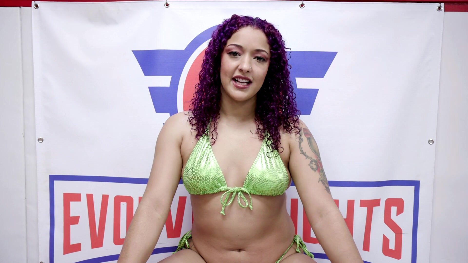 EvolvedFights - Daisy Ducati Vs Fuck Buck