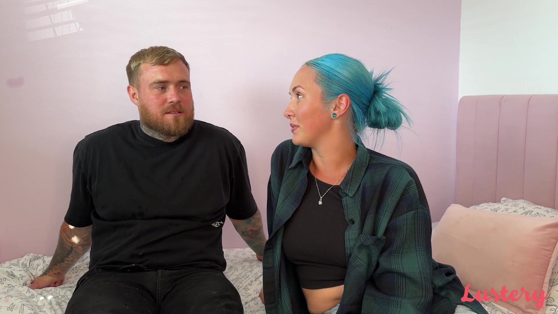 Lustery - E1704 Ash And Bex Porno And Chill