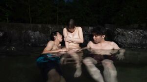 GEBB-015 A female customer who came to a mixed bathing hot spring without knowing that orgies are allowed starts moaning as her big tits and ass are molested by a crocodile... 2 4 people included