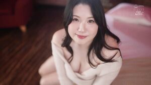 JUNY-155 The legendary I-cup divine breasts and soft flesh shake violently as she reaches a climax. Awakening of carnal desires! 4 squirting orgasms. Minato Sakuragi
