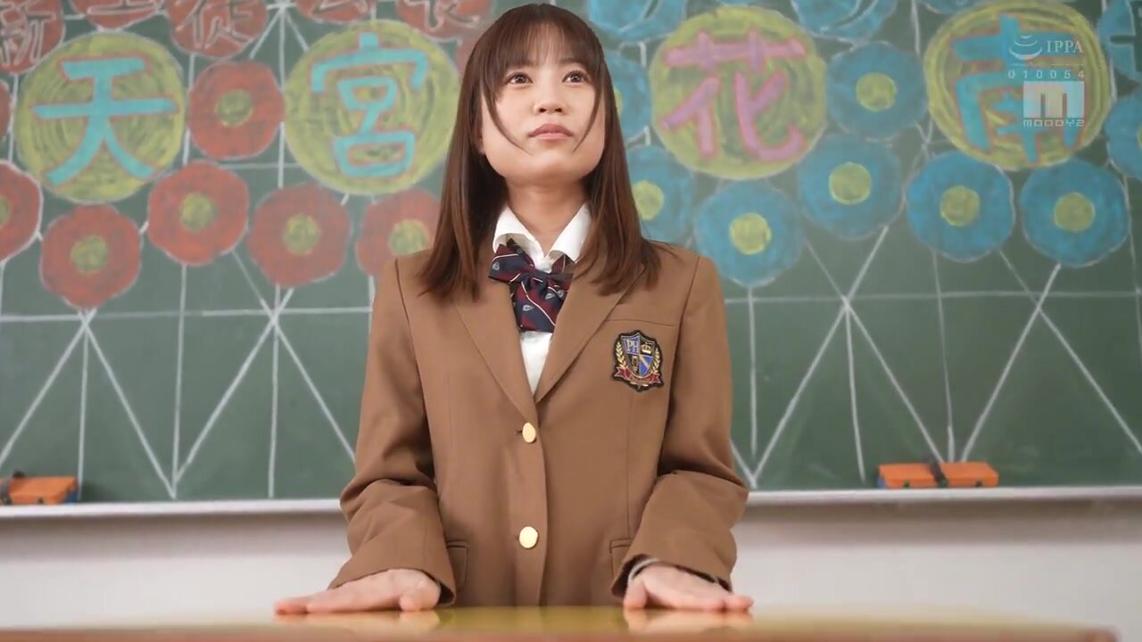 MIDA-152 Student council president Kanan, who created a new soapland club, puts on a great show in sexy outfits! Unlimited ejaculation service Kanan Amamiya