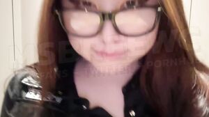 Bree Wales Covington - Msbreewc - Indonesian Girl Giving Joi While Pleasuring Herself! See How Much She Cum!
