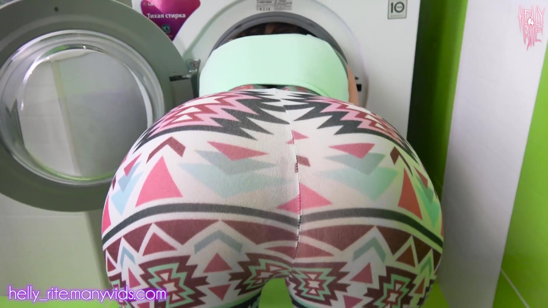 Helly Rite - I got Stuck in the Washing Machine and my Boyfriend Fucked me in Ass Helly Rite